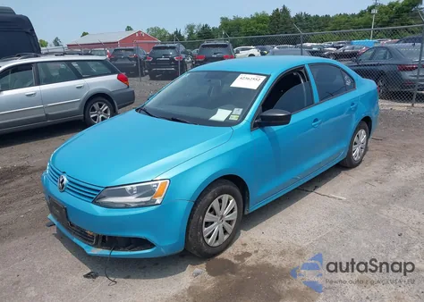 2013 Volkswagen Jetta 2.0L S z USA, uszkodzony, nr VIN 3VW2K7AJ1DM352989